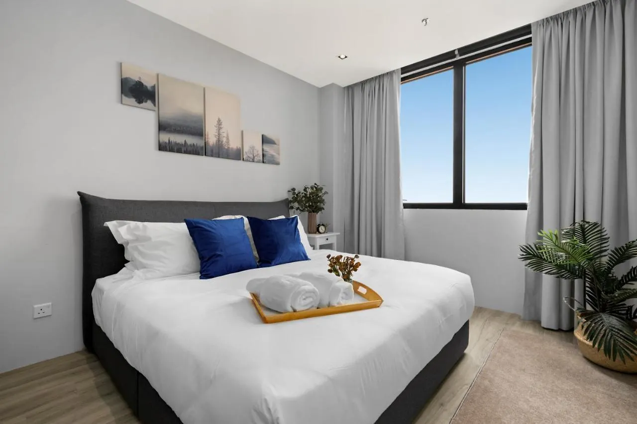 Lumi Tropicana - Golf Course, One Utama, Bounce Club Apartament Petaling Jaya Malezja